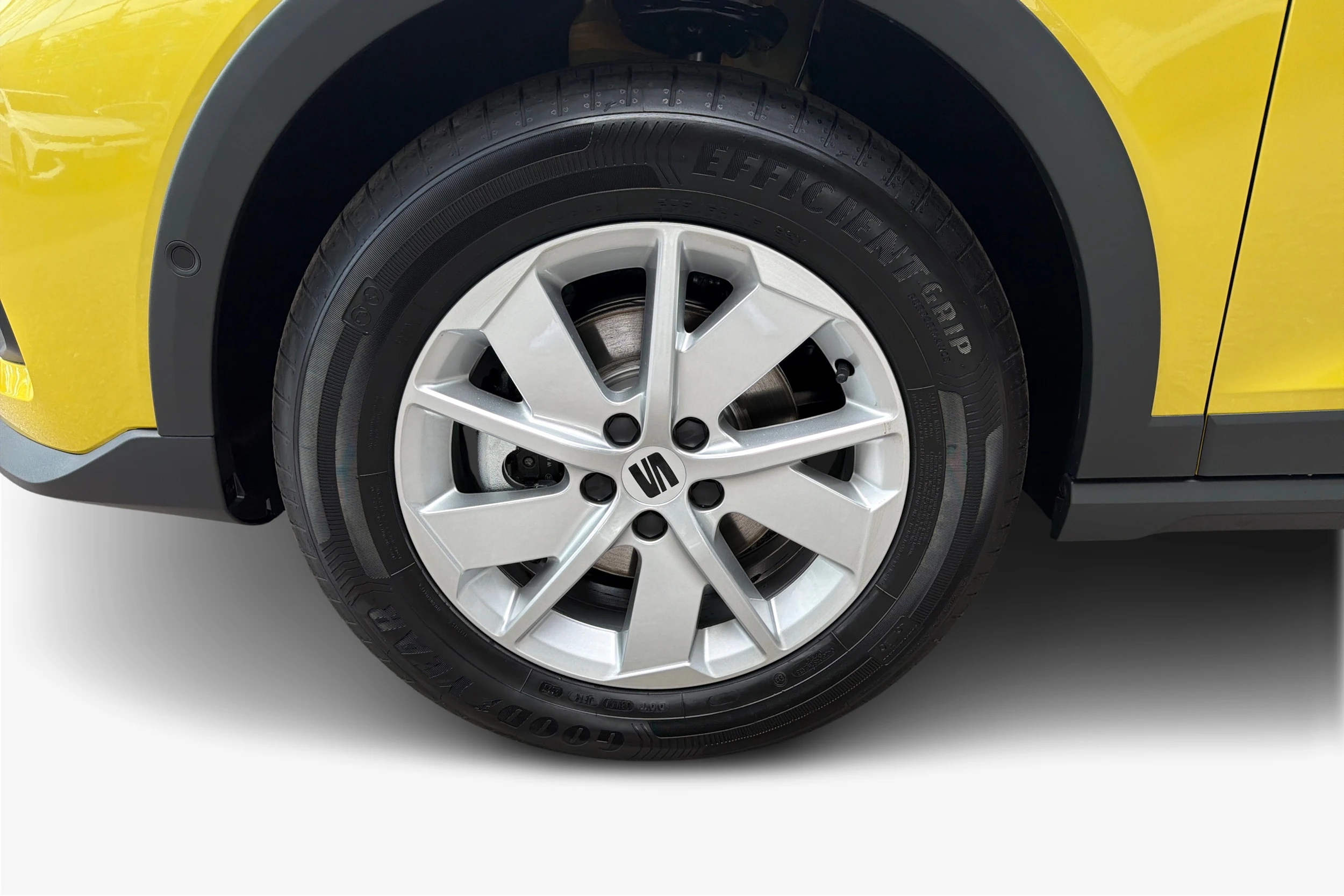 keltainen SEAT Arona 2027 kuva 9.