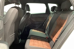 valkoinen SEAT Ateca 2016 kuva 10.
