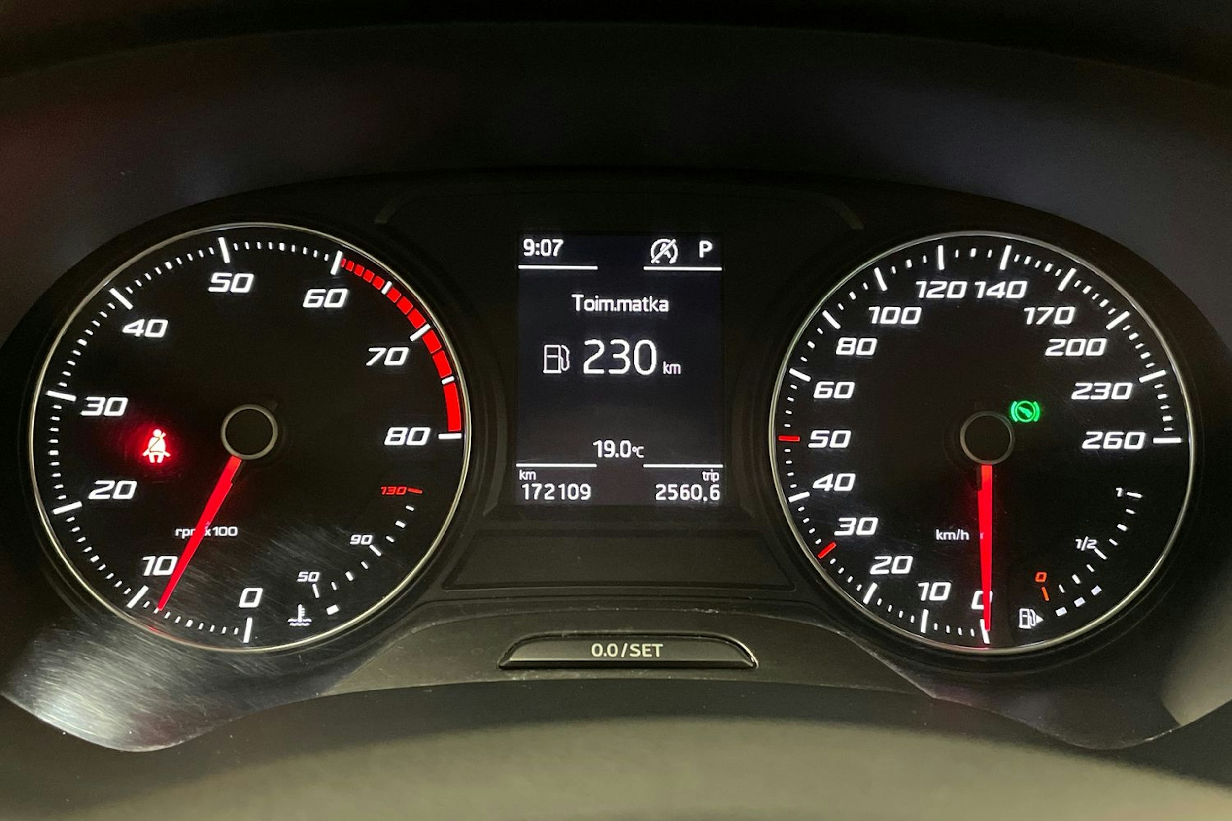 valkoinen SEAT Ateca 2016 kuva 16.