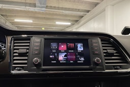 valkoinen SEAT Ateca 2016 kuva 17.