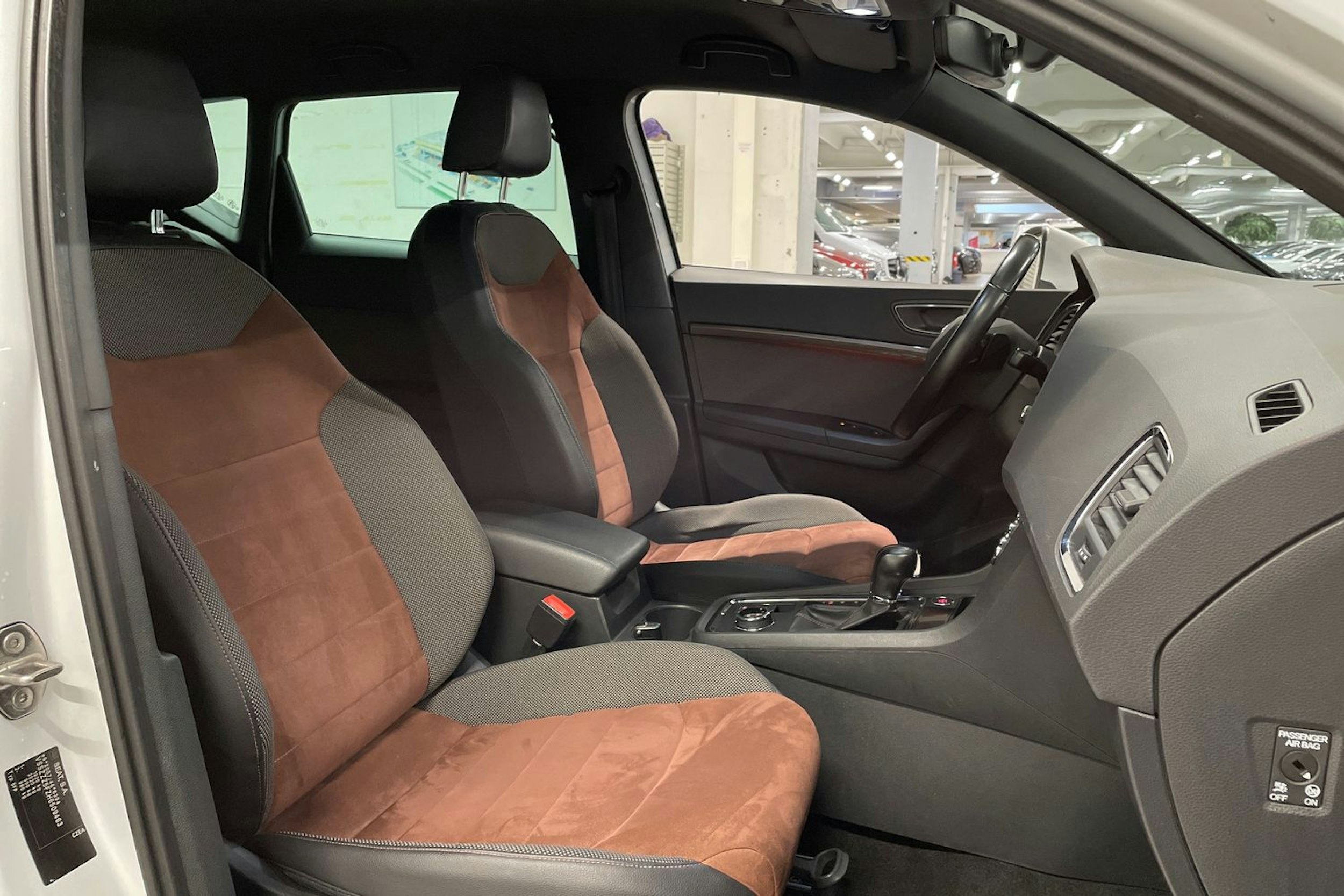 valkoinen SEAT Ateca 2016 kuva 28.