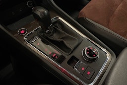 Punainen SEAT Ateca 2017 kuva 21.