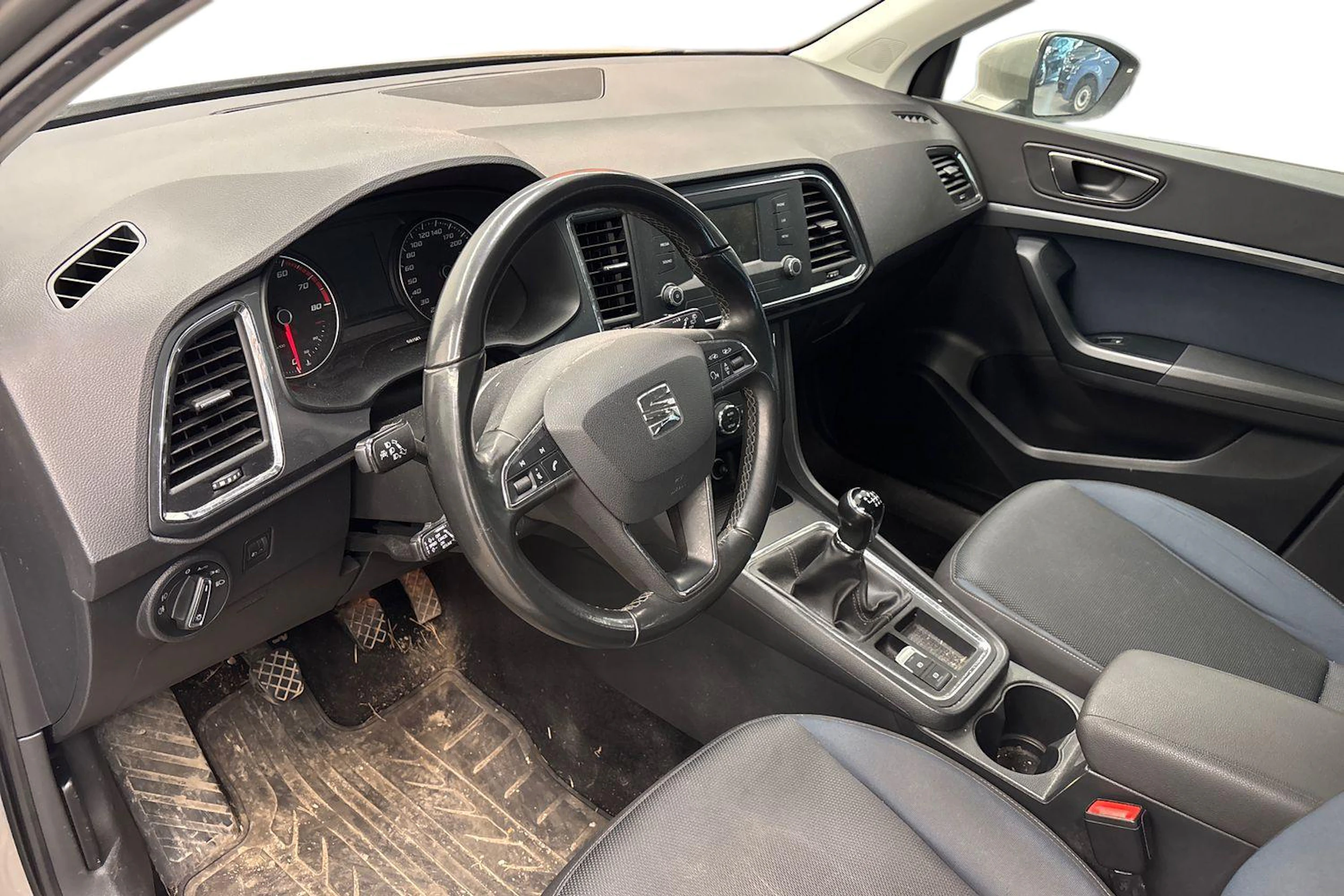 ruskea (beige) SEAT Ateca 2017 kuva 3.