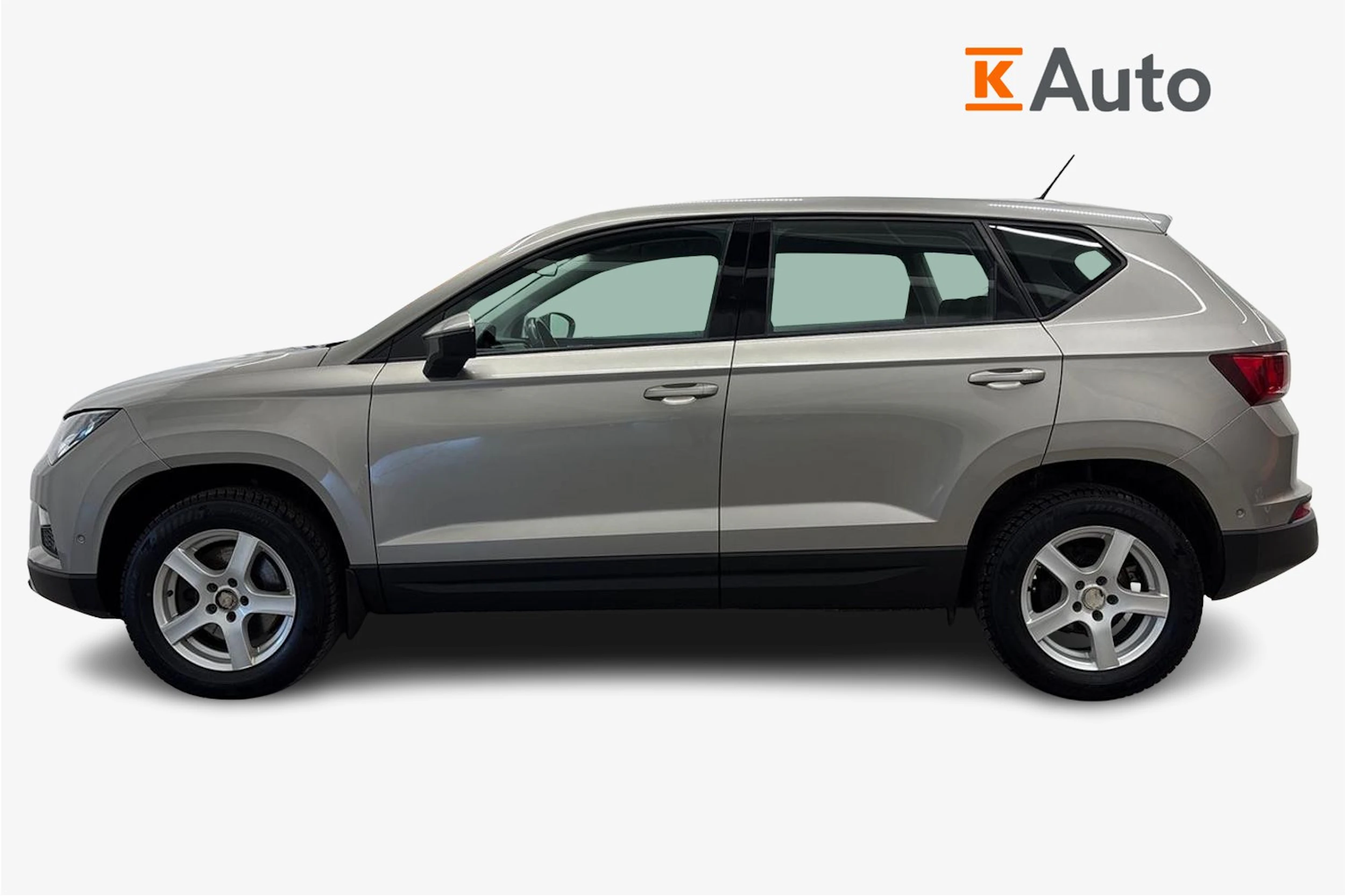 ruskea (beige) SEAT Ateca 2017 kuva 5.