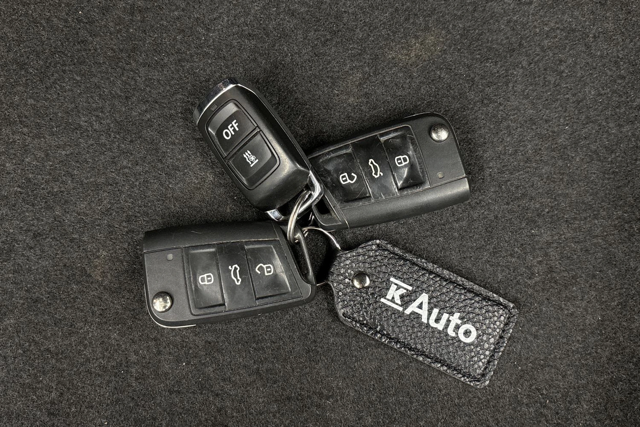 ruskea (beige) SEAT Ateca 2017 kuva 23.