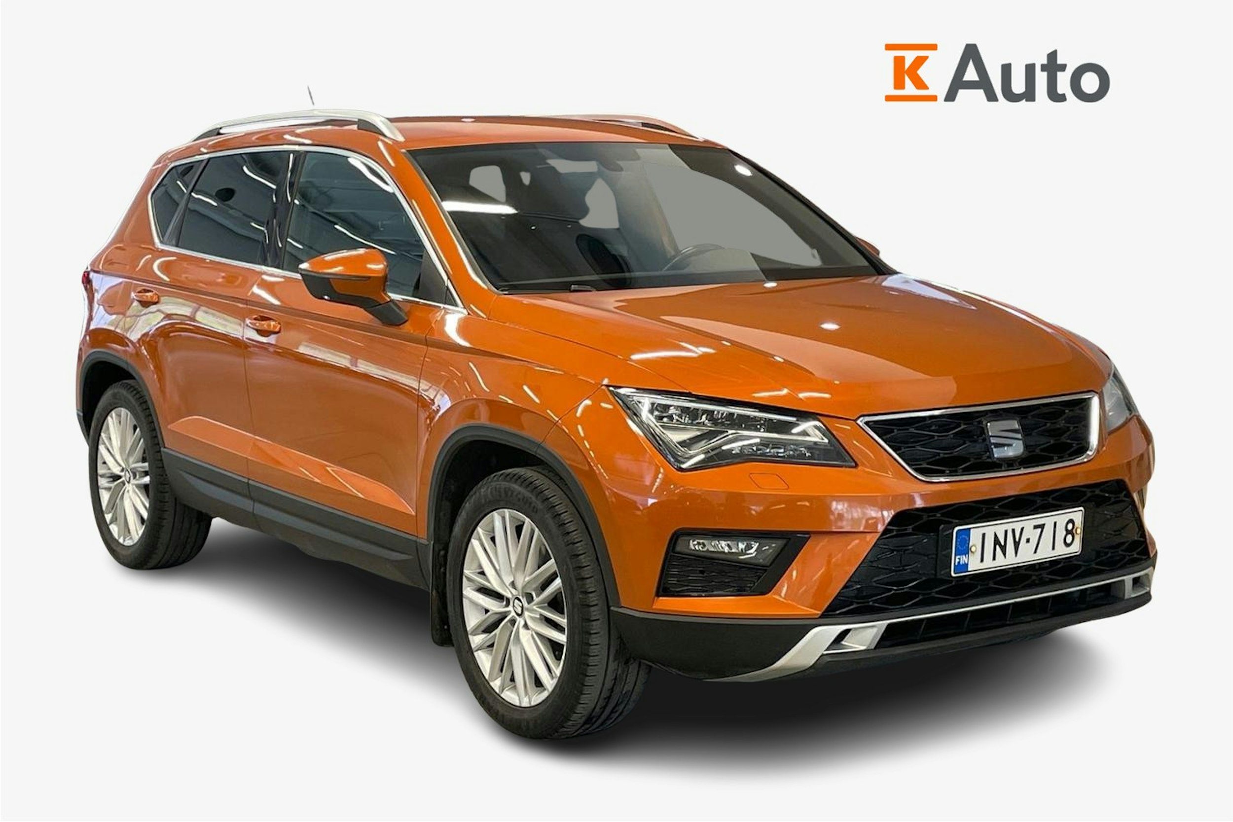 Oranssi SEAT Ateca 2017 kuva 1.