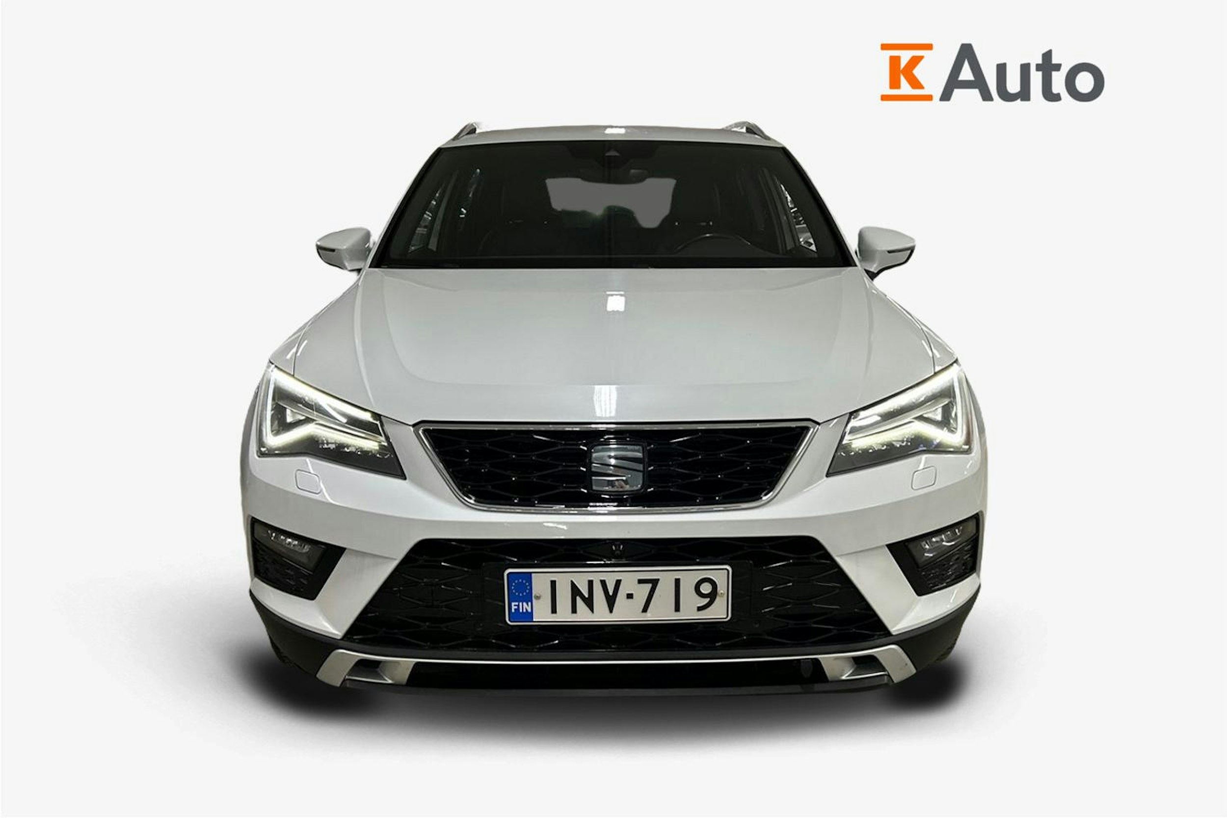valkoinen SEAT Ateca 2018 kuva 5.
