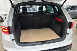 valkoinen SEAT Ateca 2018 kuva 14.