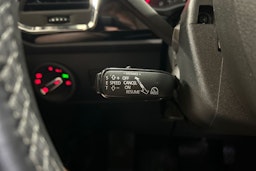 valkoinen SEAT Ateca 2018 kuva 20.