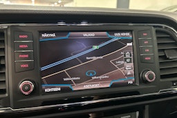 valkoinen SEAT Ateca 2018 kuva 24.