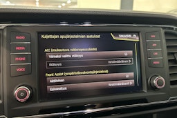 valkoinen SEAT Ateca 2018 kuva 25.