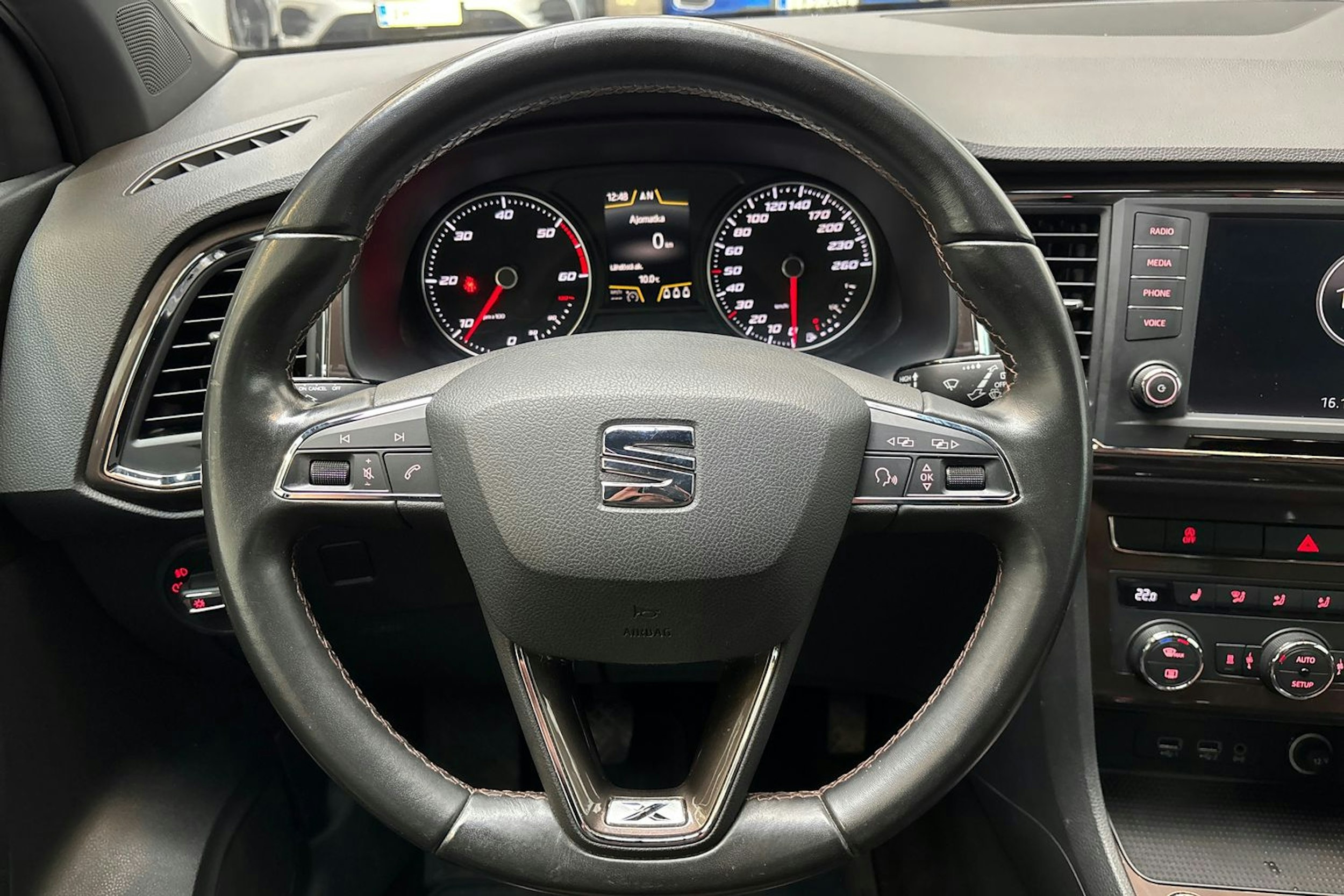 musta SEAT Ateca 2017 kuva 20.