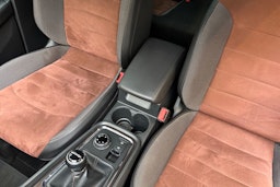 musta SEAT Ateca 2017 kuva 29.