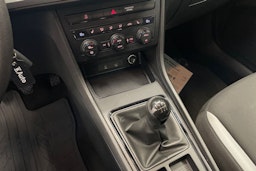 valkoinen SEAT Ateca 2017 kuva 15.
