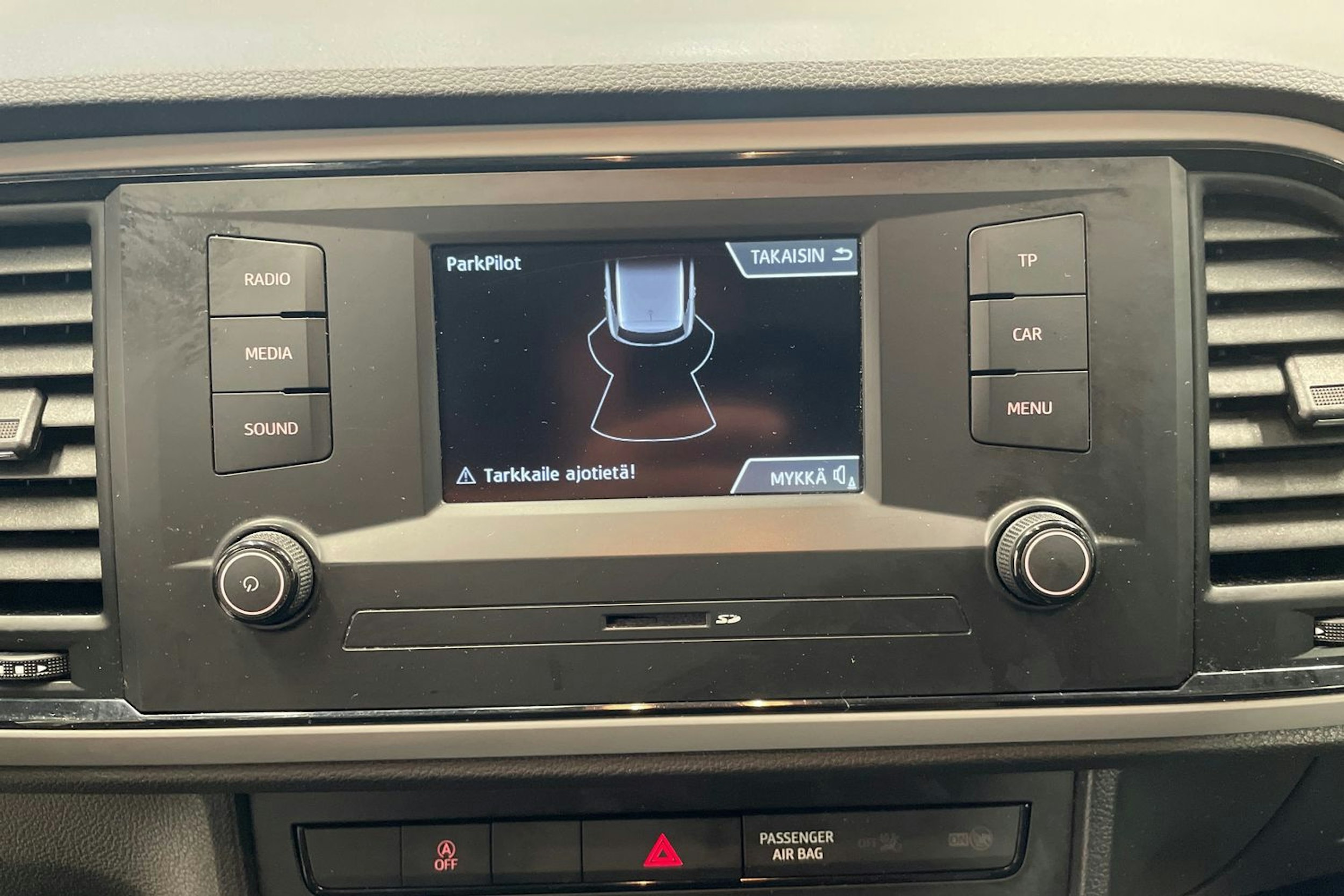 valkoinen SEAT Ateca 2017 kuva 16.