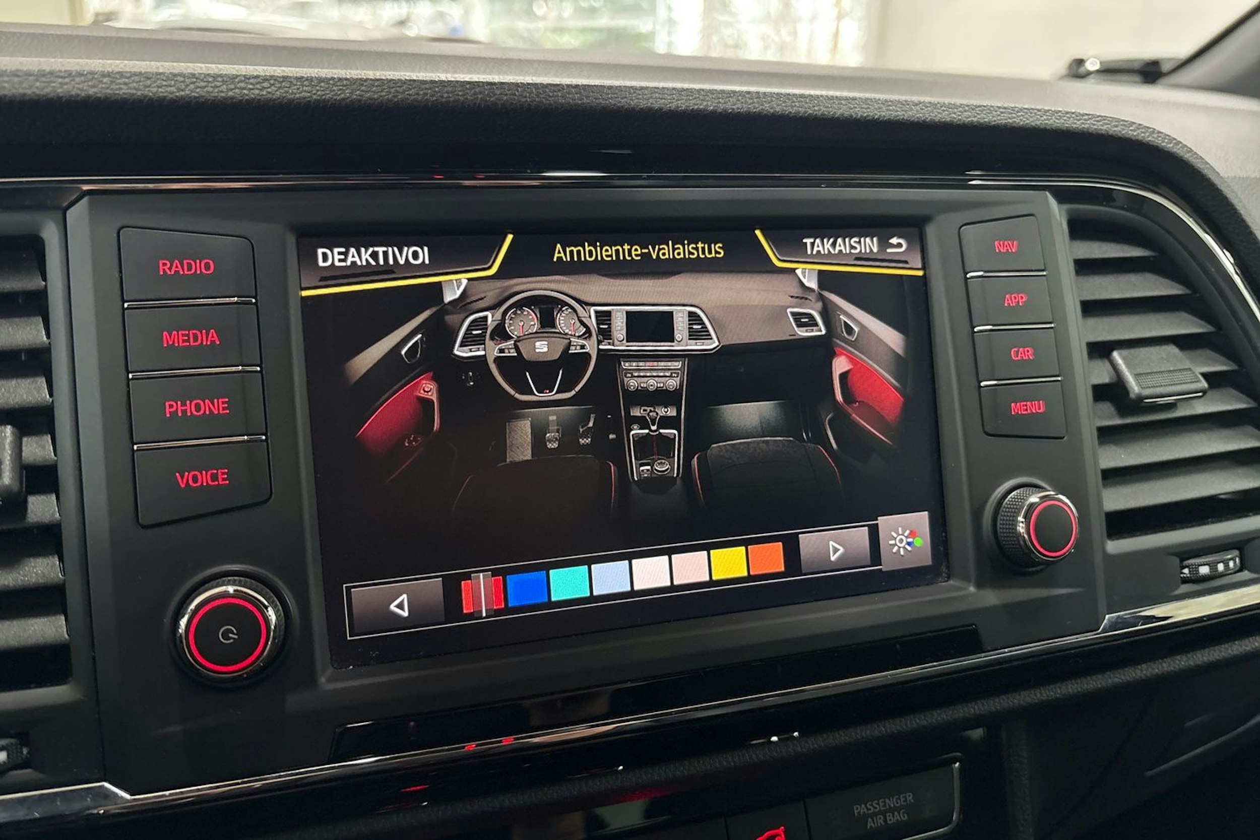 punainen SEAT Ateca 2018 kuva 20.