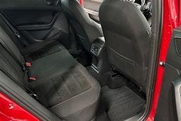 punainen SEAT Ateca 2018 kuva 34.