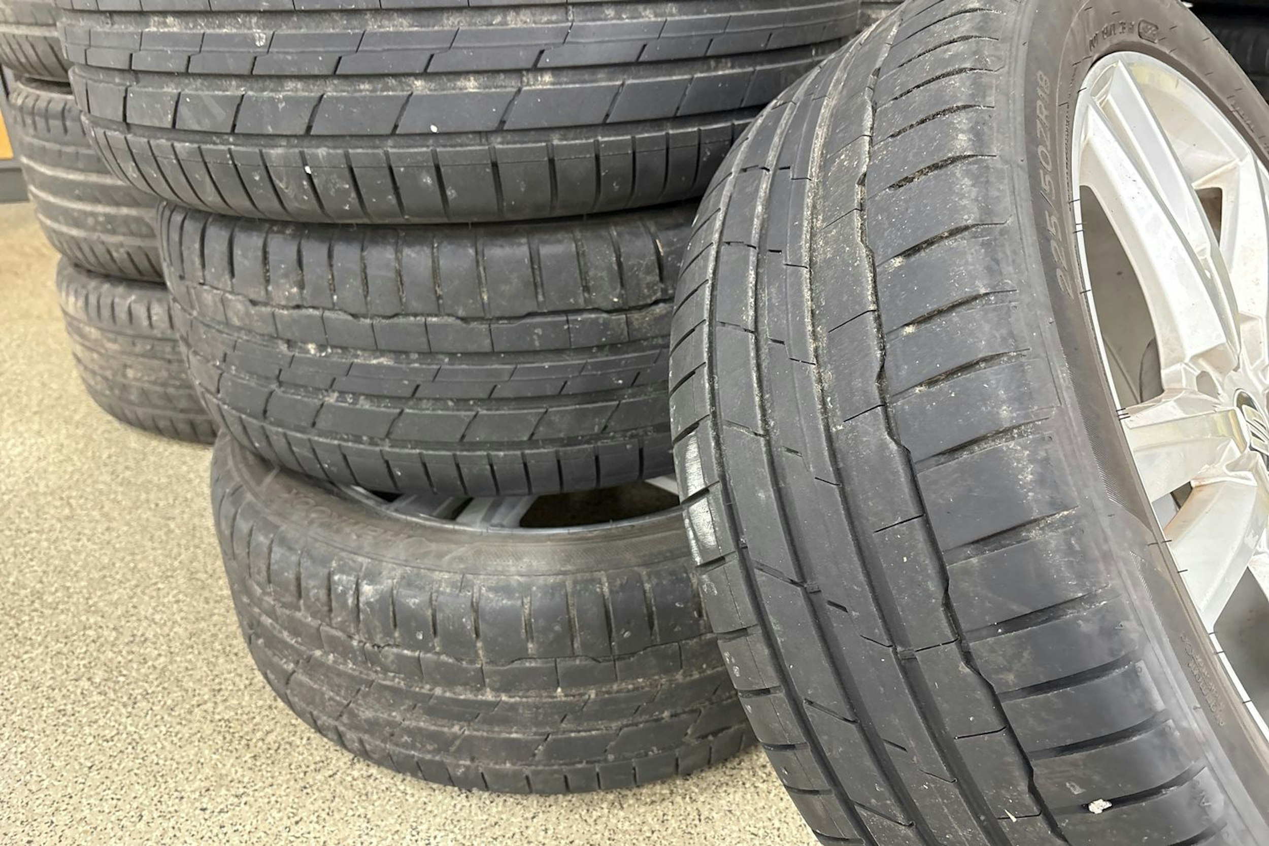 punainen SEAT Ateca 2018 kuva 37.