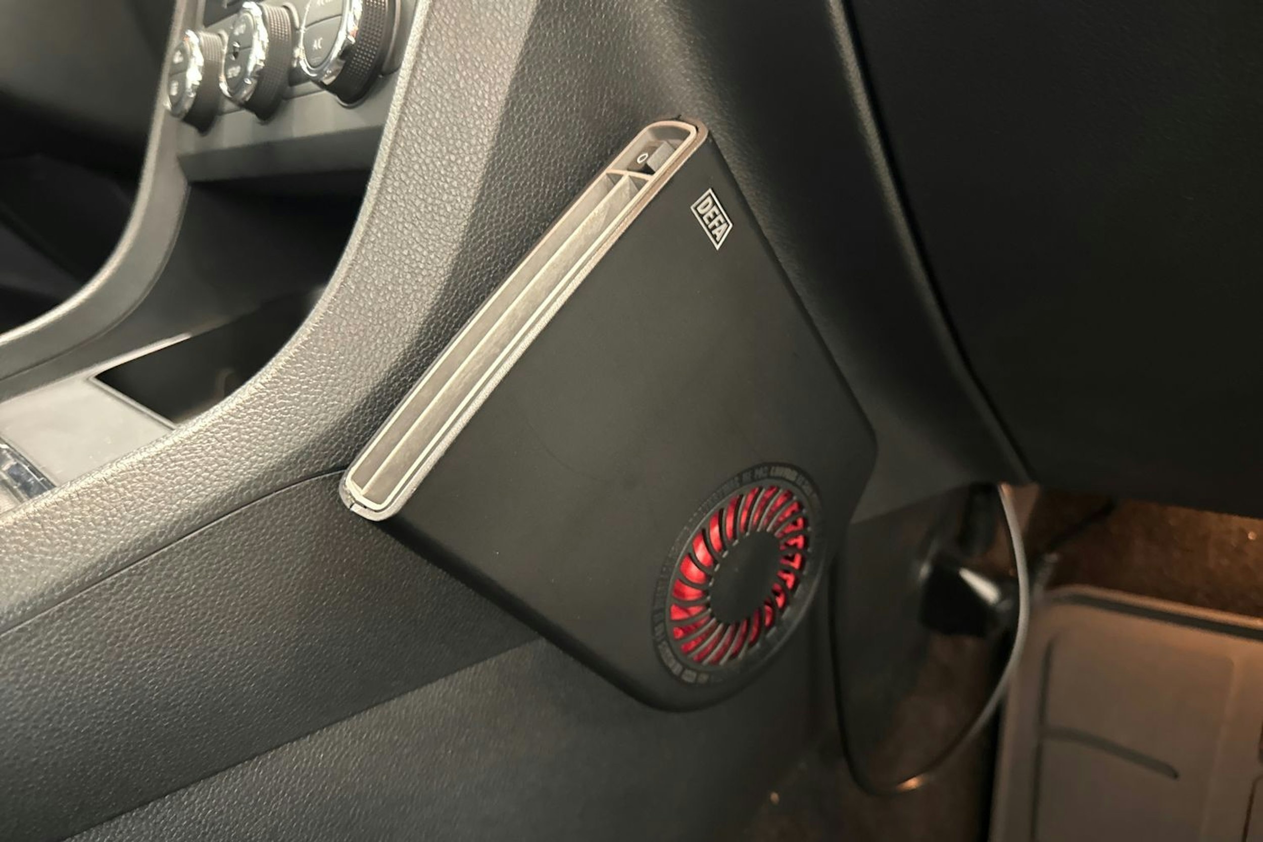 valkoinen SEAT Ateca 2018 kuva 20.