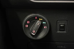 valkoinen SEAT Ateca 2018 kuva 15.