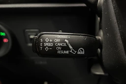 valkoinen SEAT Ateca 2018 kuva 18.