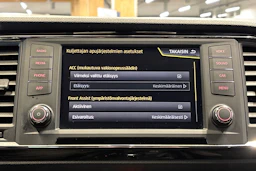 valkoinen SEAT Ateca 2018 kuva 21.