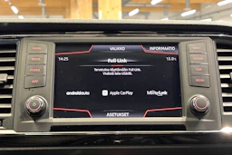 valkoinen SEAT Ateca 2018 kuva 23.