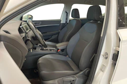 valkoinen SEAT Ateca 2018 kuva 8.