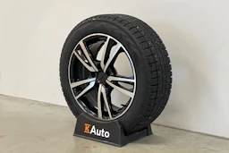 valkoinen SEAT Ateca 2018 kuva 13.