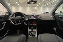 valkoinen SEAT Ateca 2018 kuva 15.