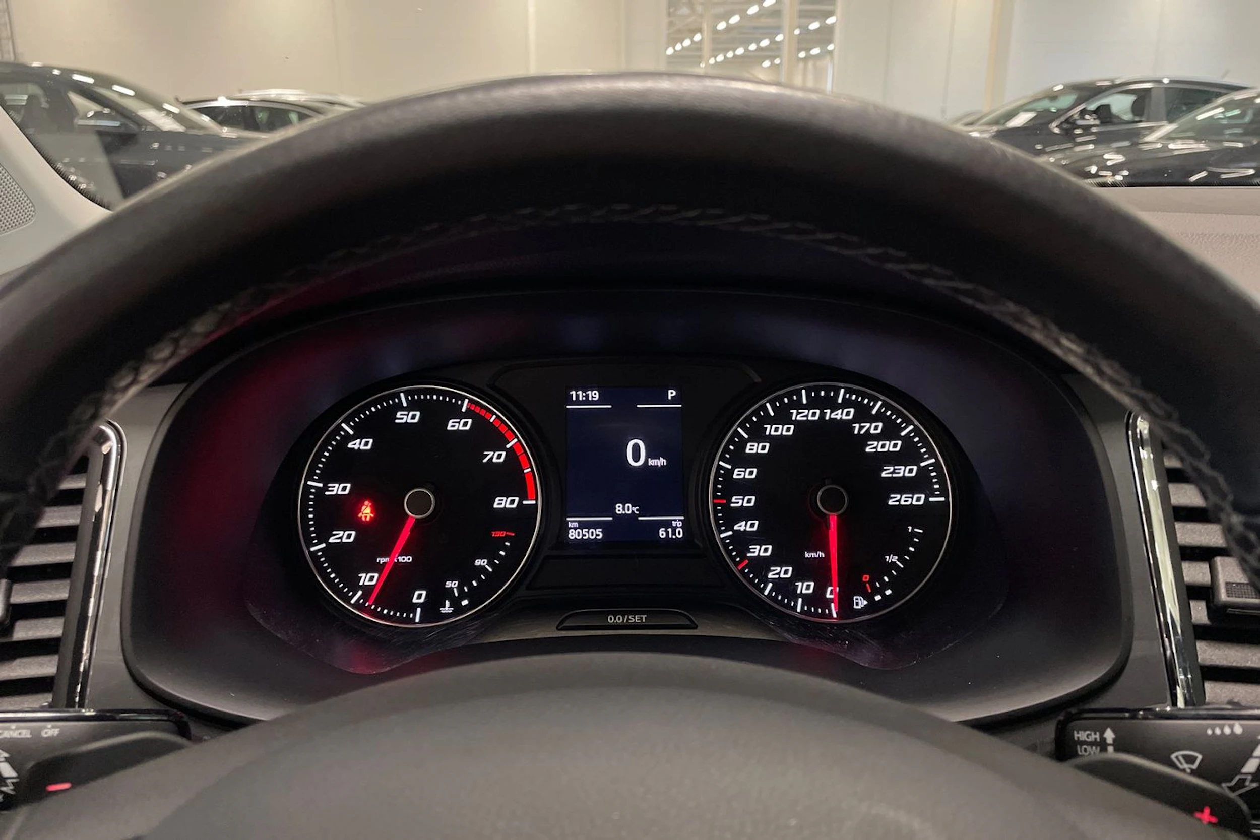 valkoinen SEAT Ateca 2018 kuva 18.