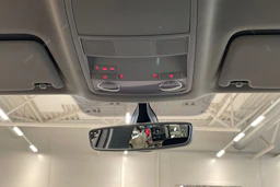 valkoinen SEAT Ateca 2018 kuva 19.
