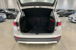 valkoinen SEAT Ateca 2018 kuva 26.