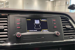 valkoinen SEAT Ateca 2018 kuva 27.