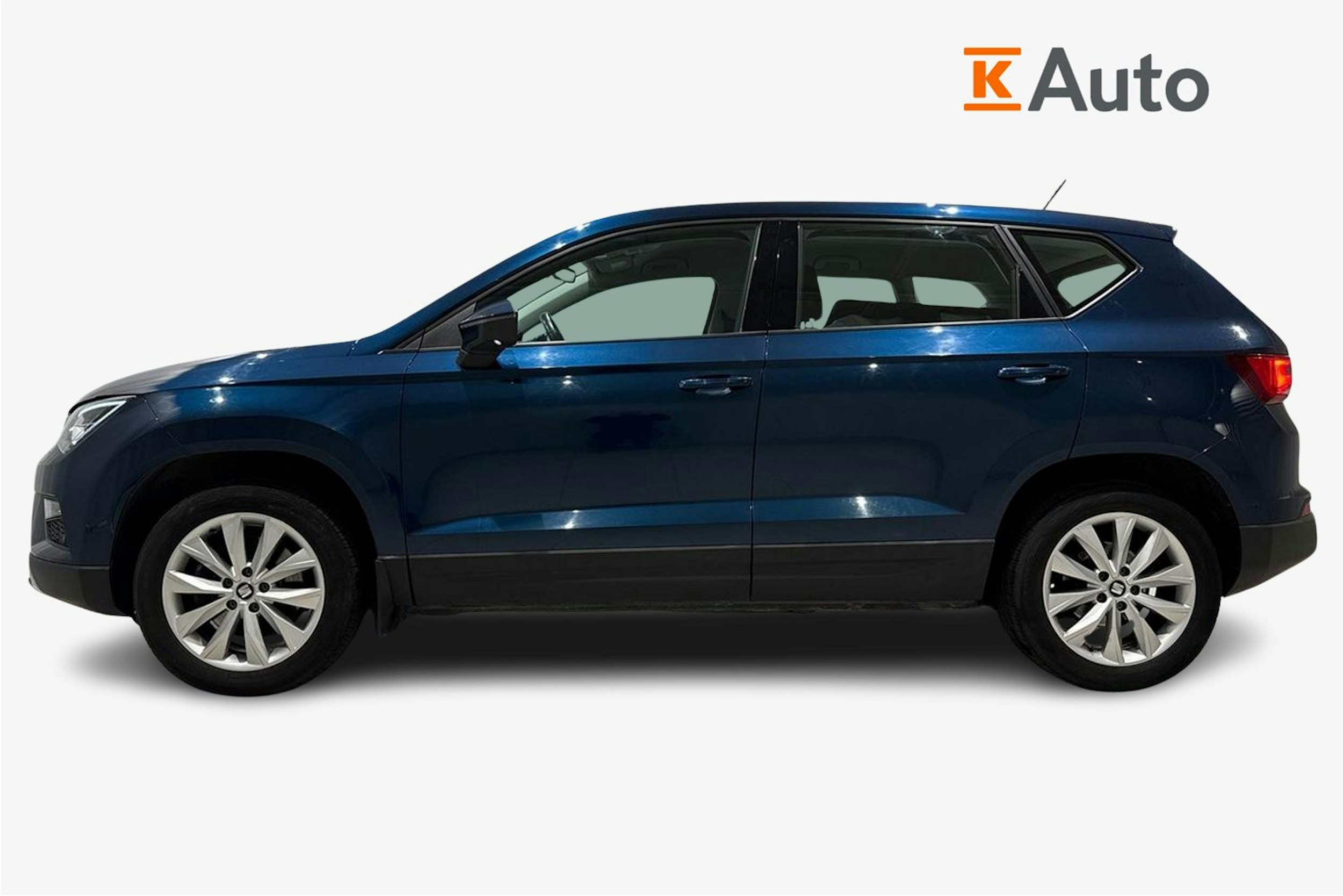 sininen SEAT Ateca 2018 kuva 6.