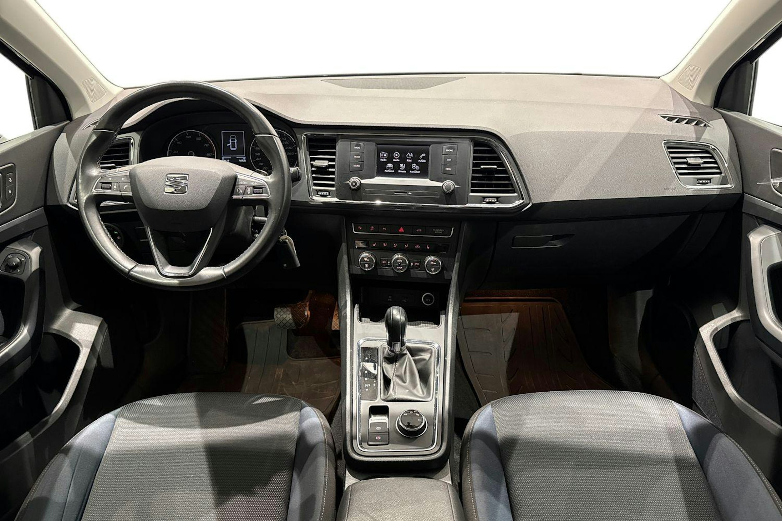 sininen SEAT Ateca 2018 kuva 9.