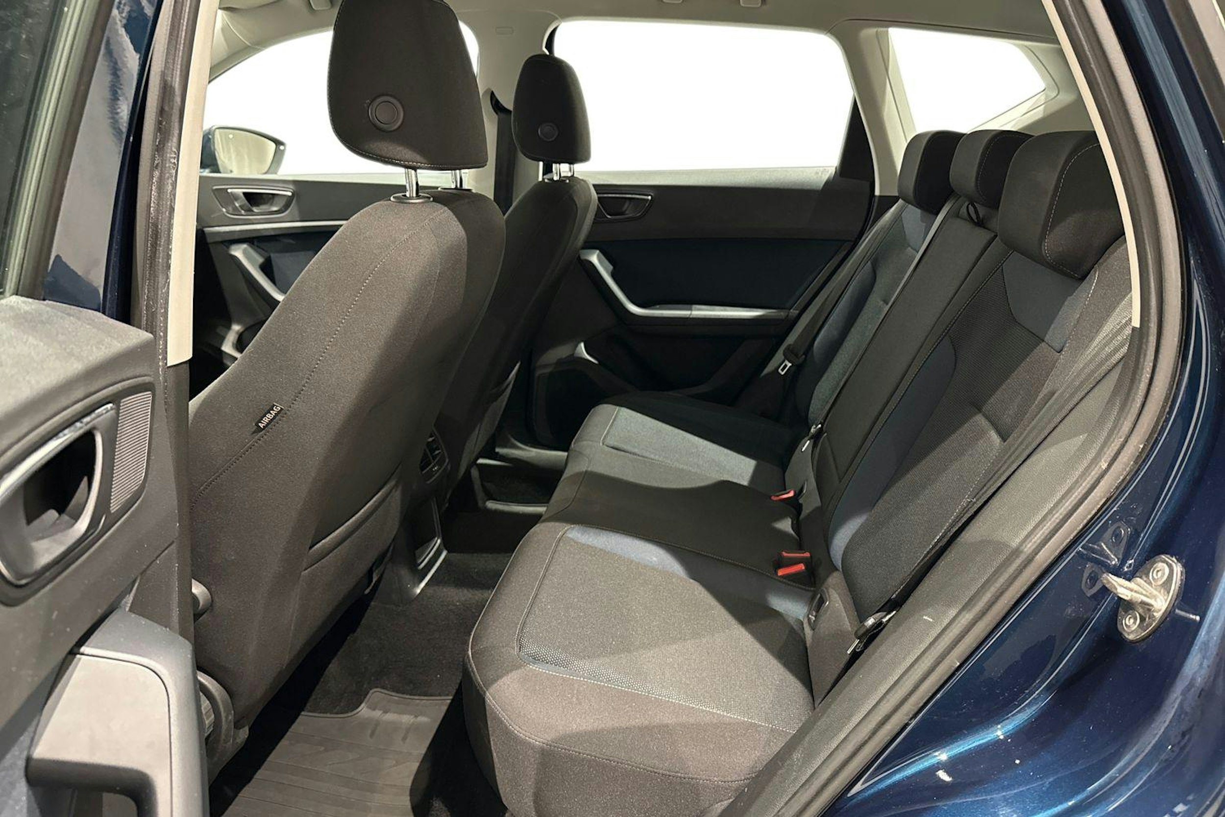 sininen SEAT Ateca 2018 kuva 10.