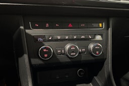 sininen SEAT Ateca 2018 kuva 23.