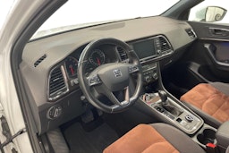 Valkoinen SEAT Ateca 2018 kuva 7.