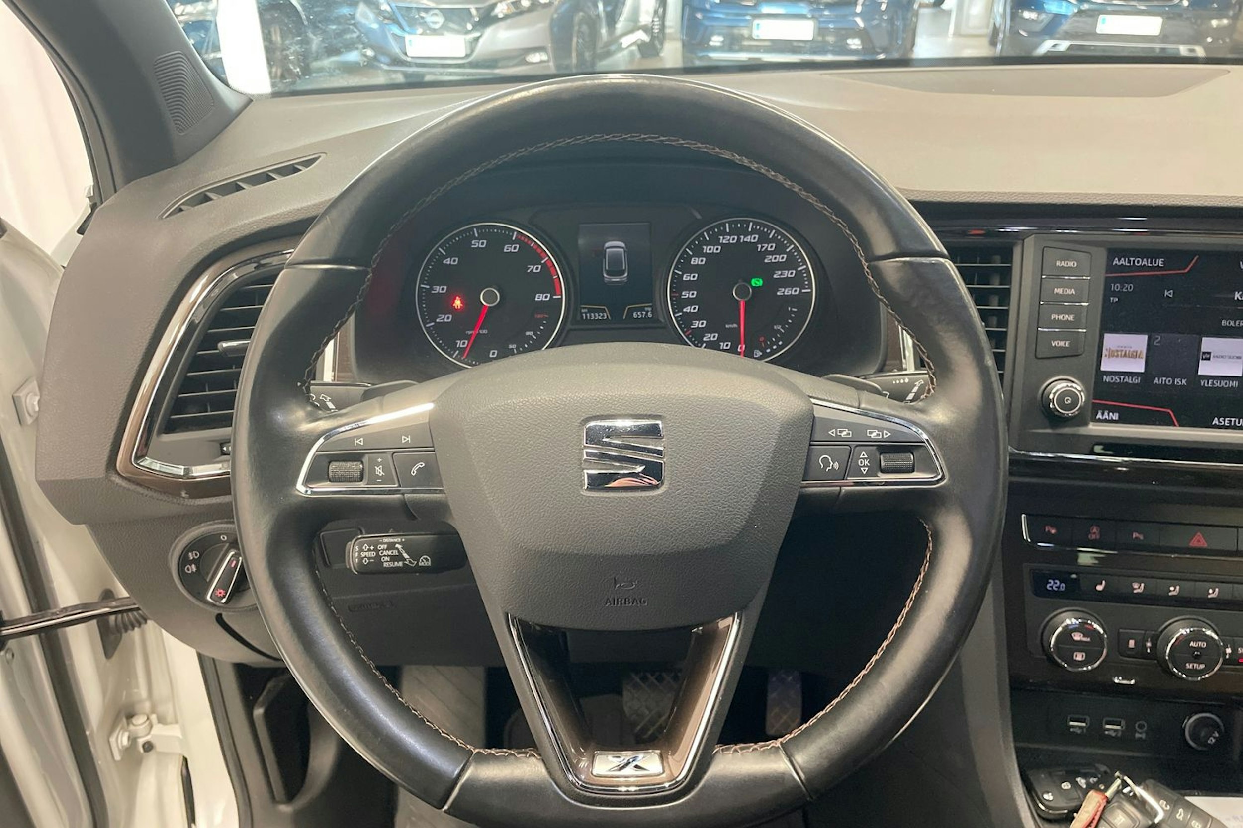 Valkoinen SEAT Ateca 2018 kuva 14.