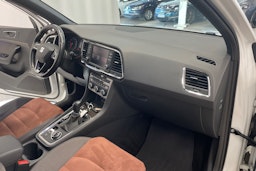Valkoinen SEAT Ateca 2018 kuva 24.