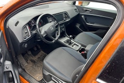 oranssi SEAT Ateca 2018 kuva 3.