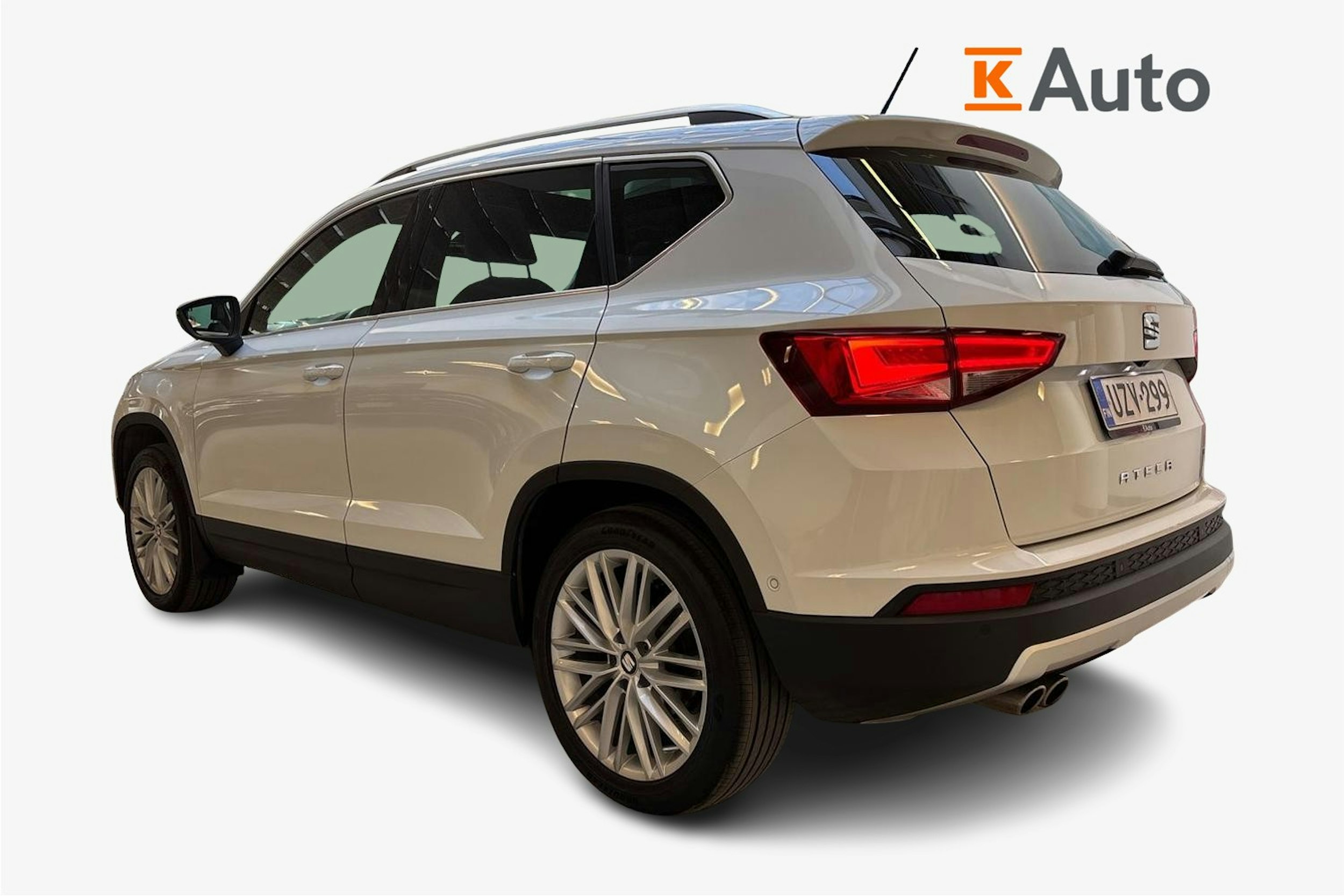valkoinen SEAT Ateca 2017 kuva 2.