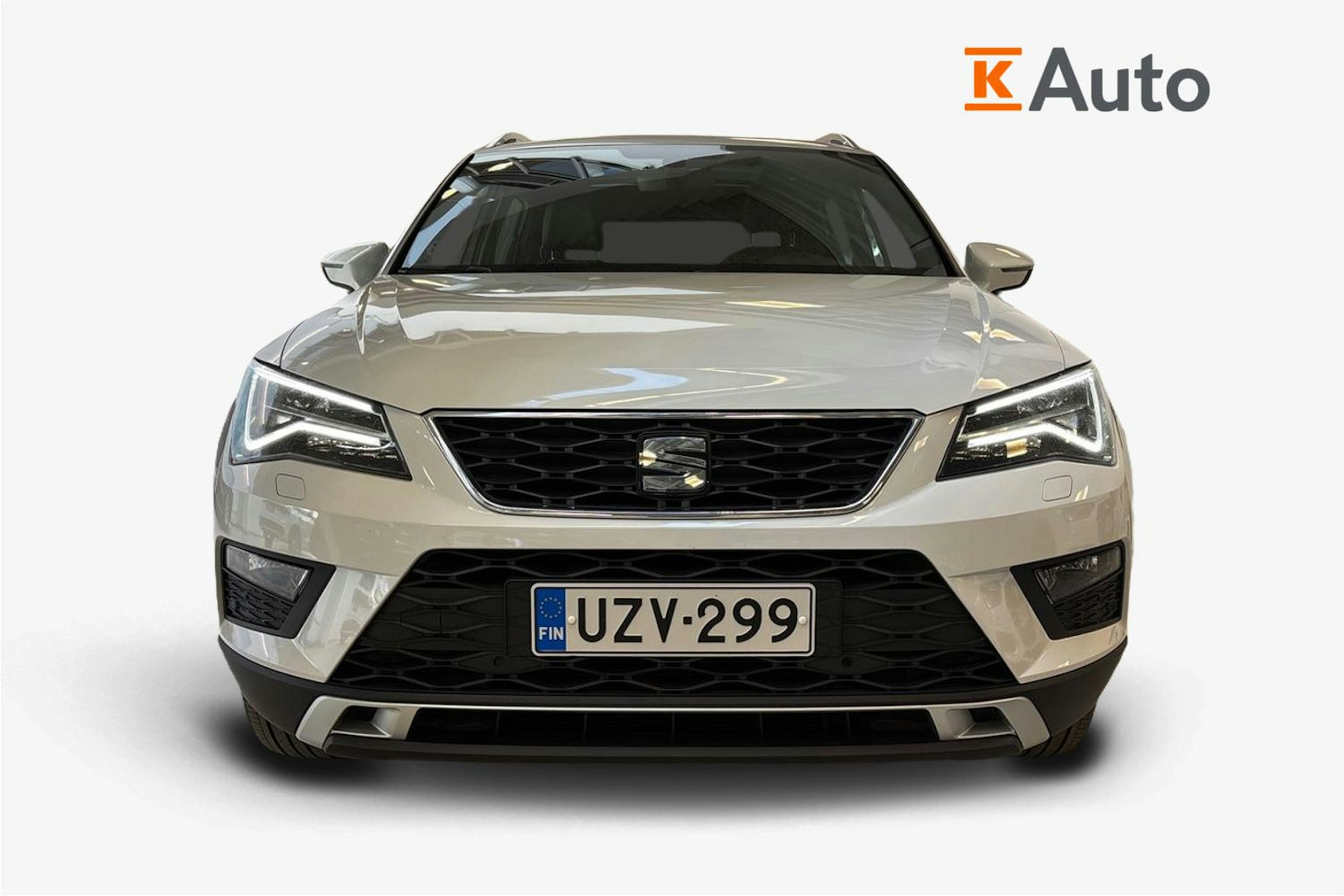valkoinen SEAT Ateca 2017 kuva 4.
