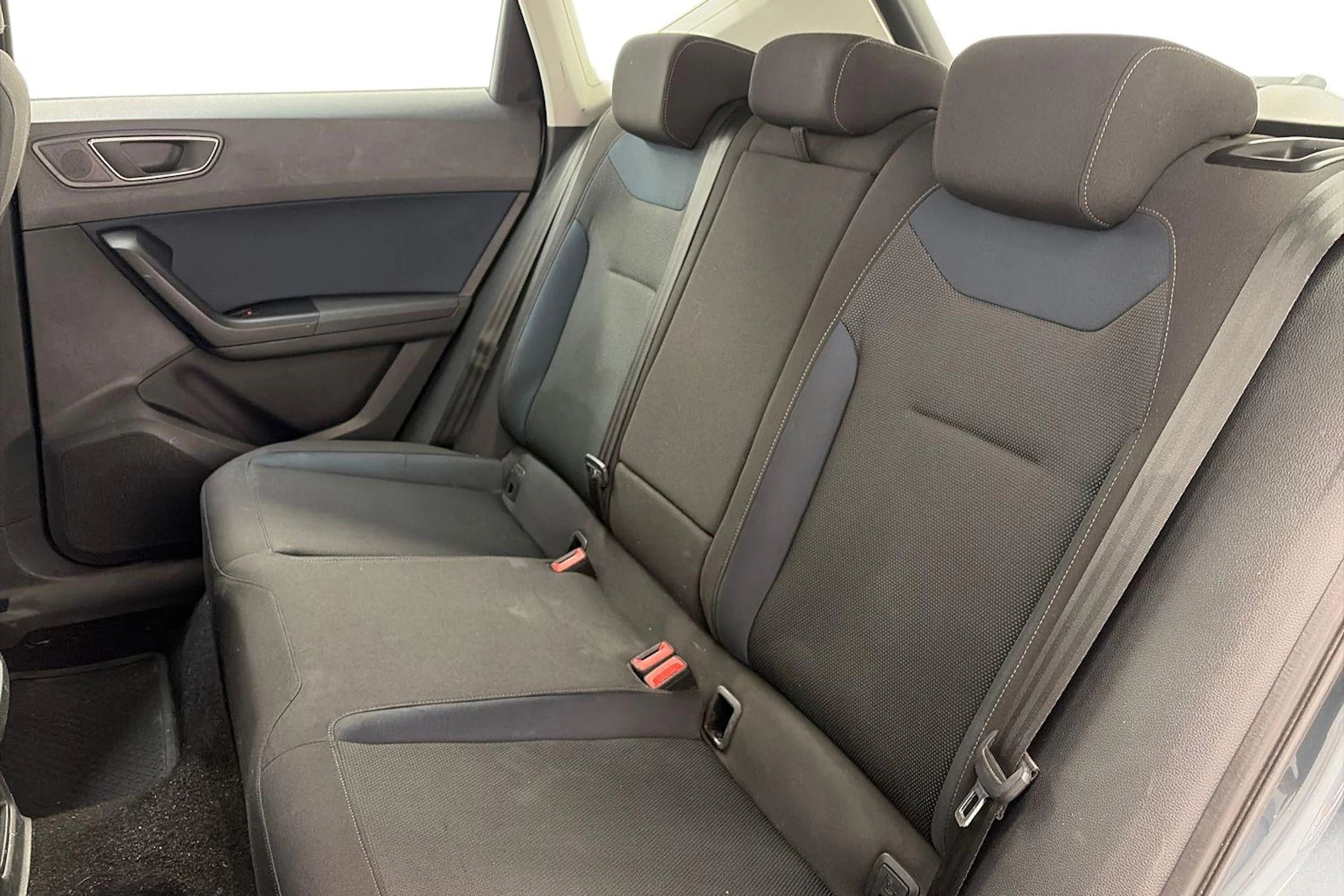 harmaa SEAT Ateca 2017 kuva 8.
