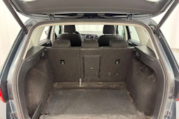 harmaa SEAT Ateca 2017 kuva 10.