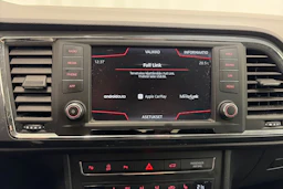 harmaa SEAT Ateca 2017 kuva 16.