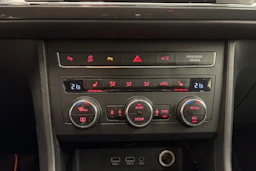 harmaa SEAT Ateca 2017 kuva 19.