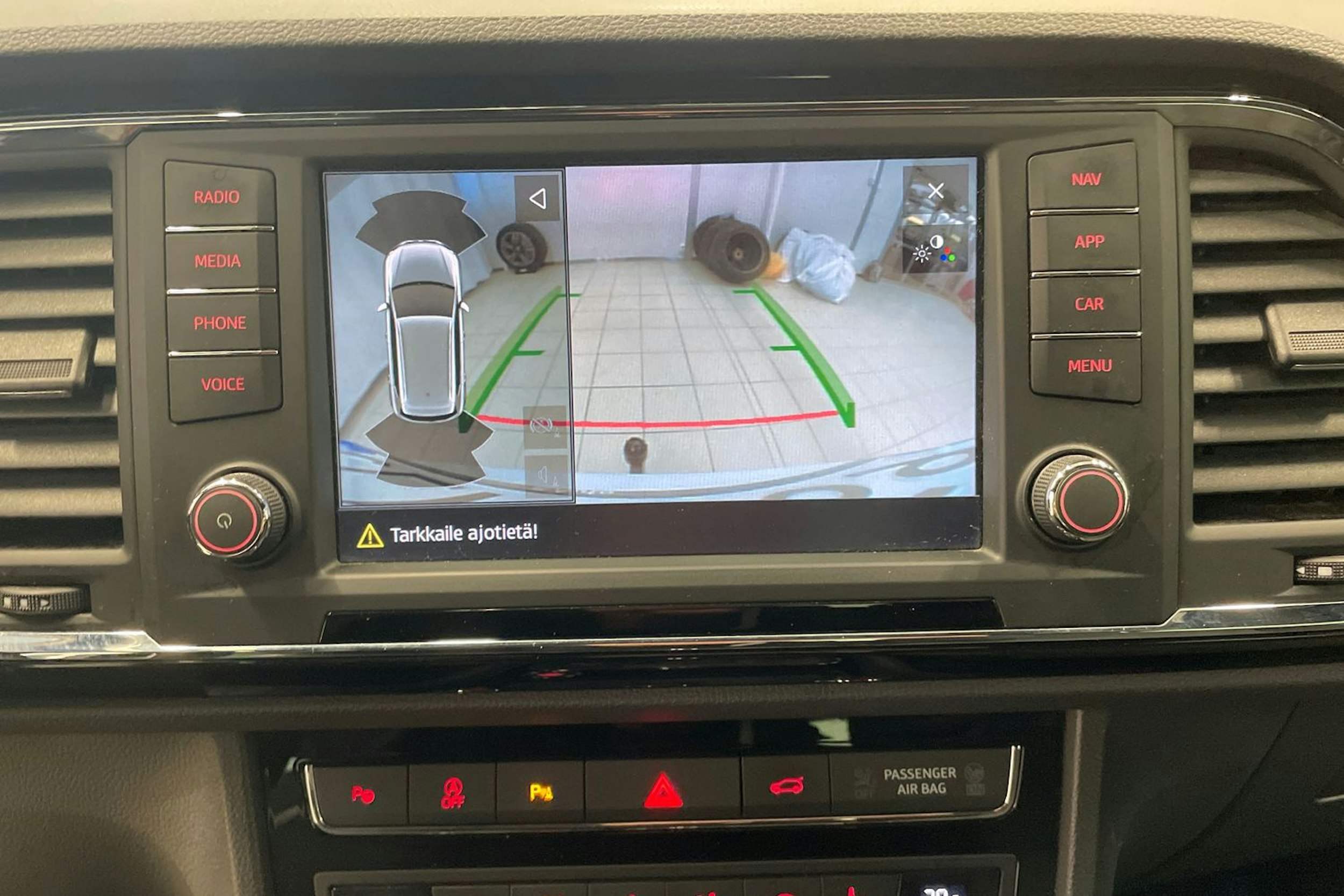 Valkoinen SEAT Ateca 2018 kuva 19.