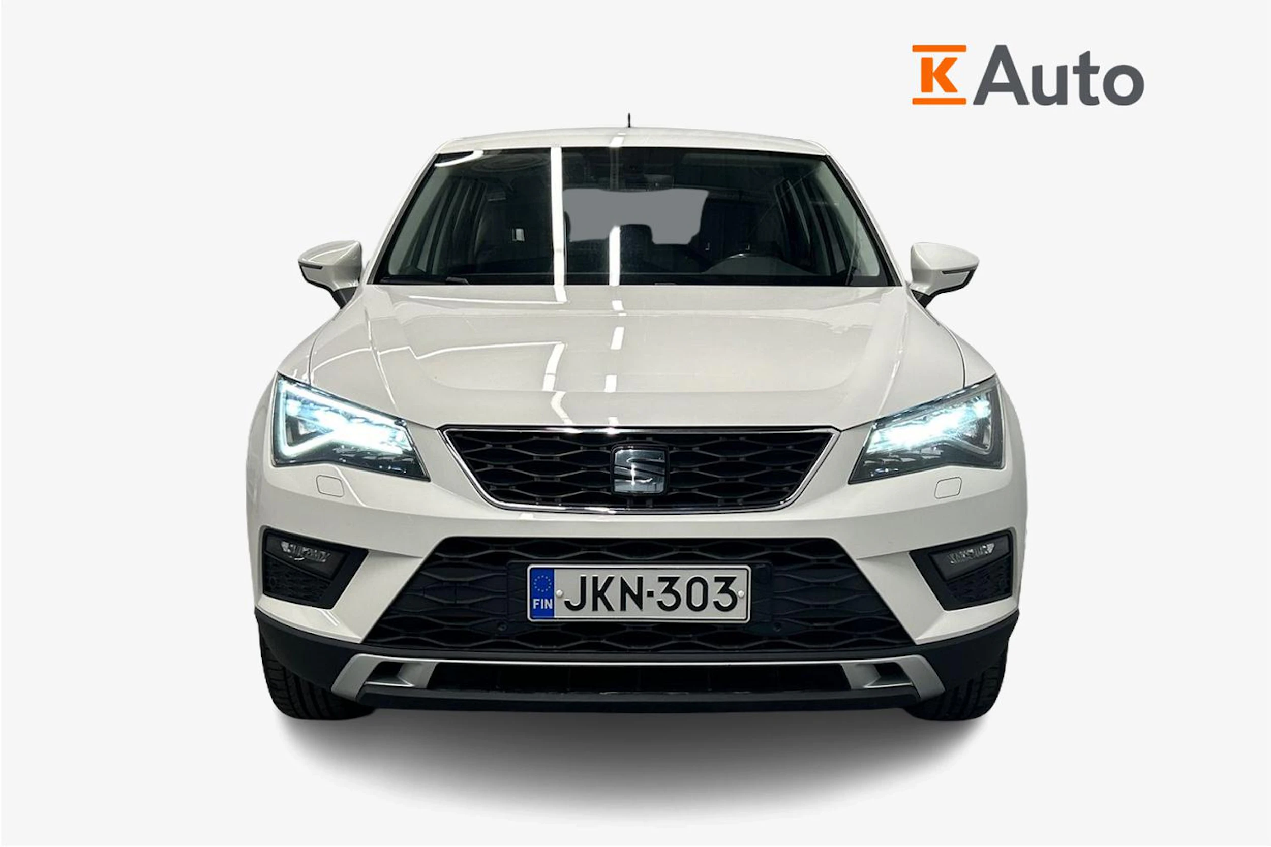 valkoinen SEAT Ateca 2018 kuva 5.